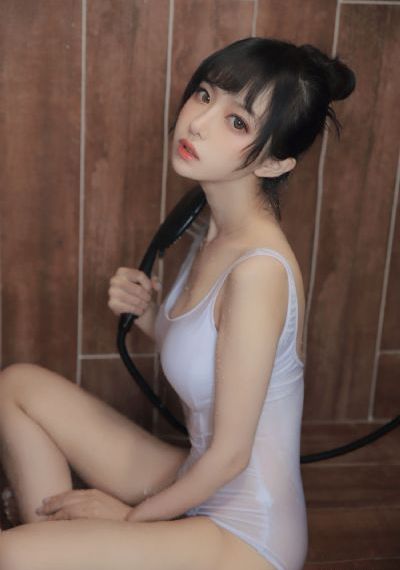 催眠校花琦琦_免VIP免费在线观看